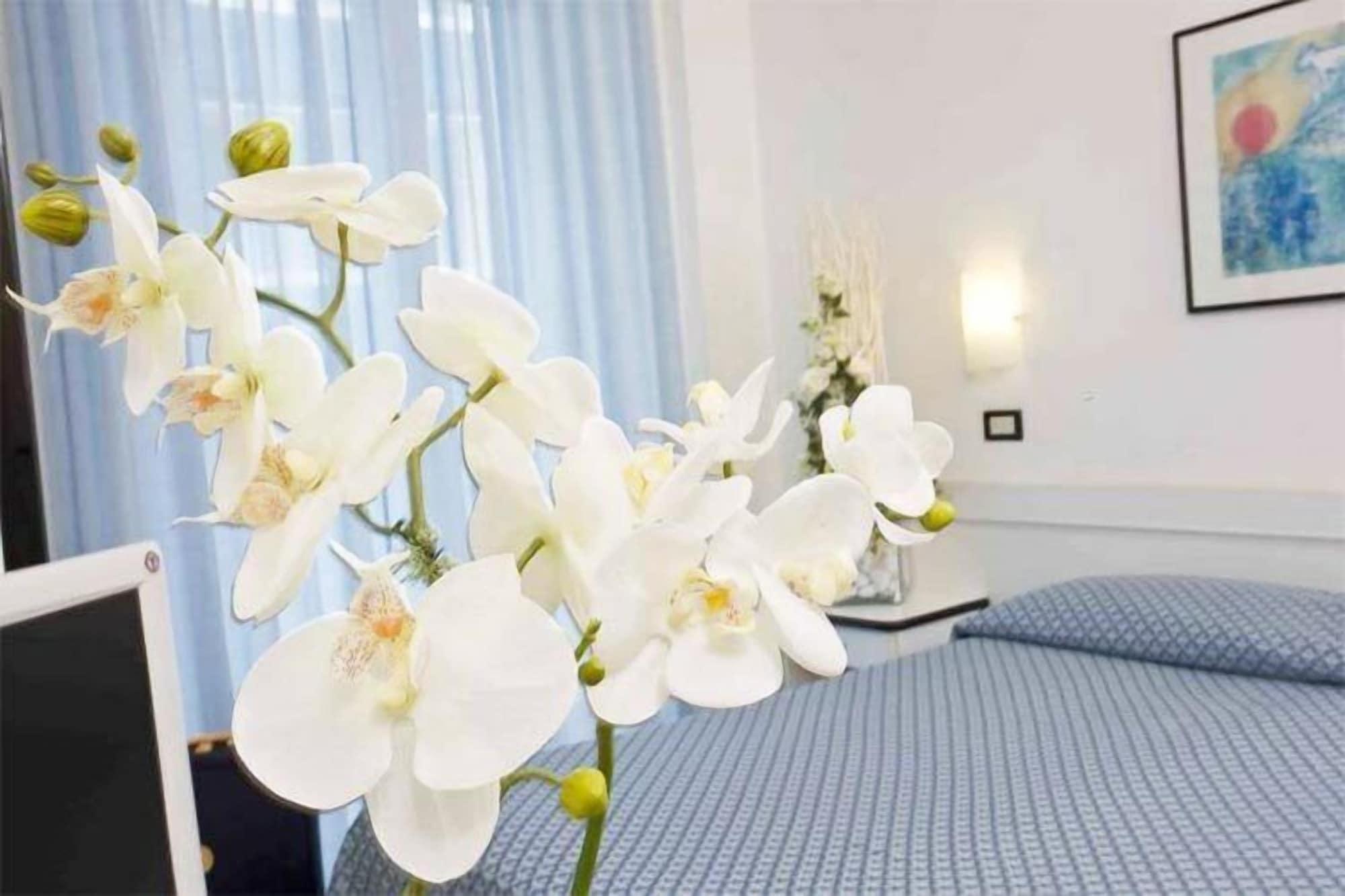 Hotel Elite กัตตอลิกา ภายนอก รูปภาพ